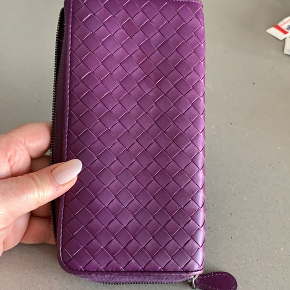 ❤️Bottega Veneta Intrecciato Weave Wallet - Picture 3 of 13